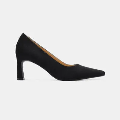 Cultivate | Fashion Faux Suede Point Toe Pumps