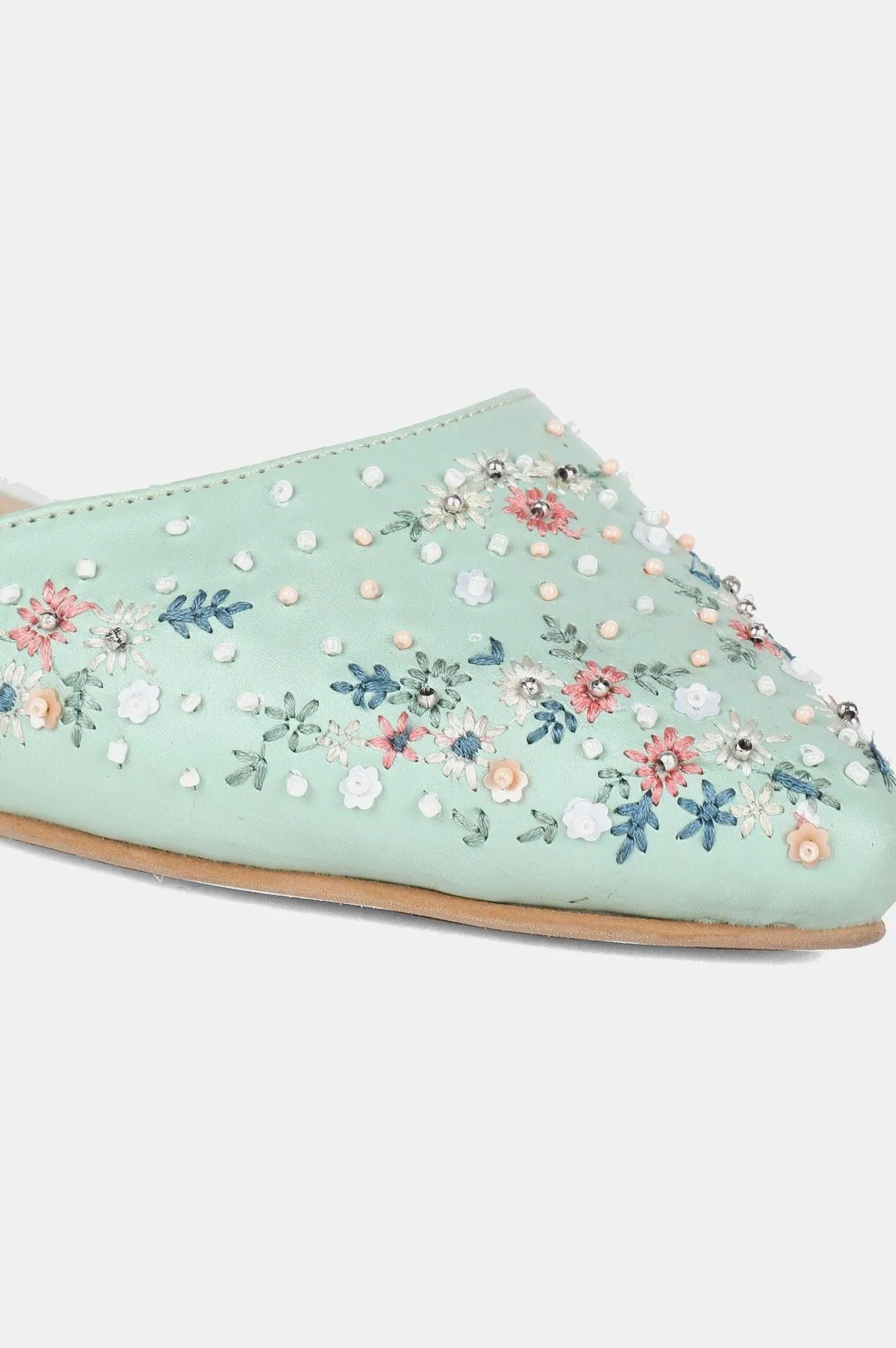 Green Pointed Toe Embroidered Flat