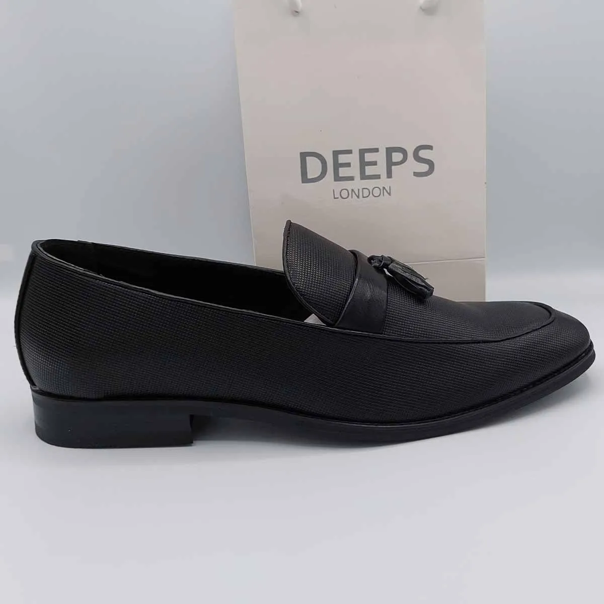 JORDON MENS VINTAGE MOCCASIN LOAFERS WITH TASSELS