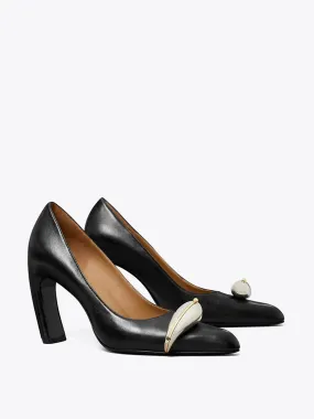 Pierced pumps