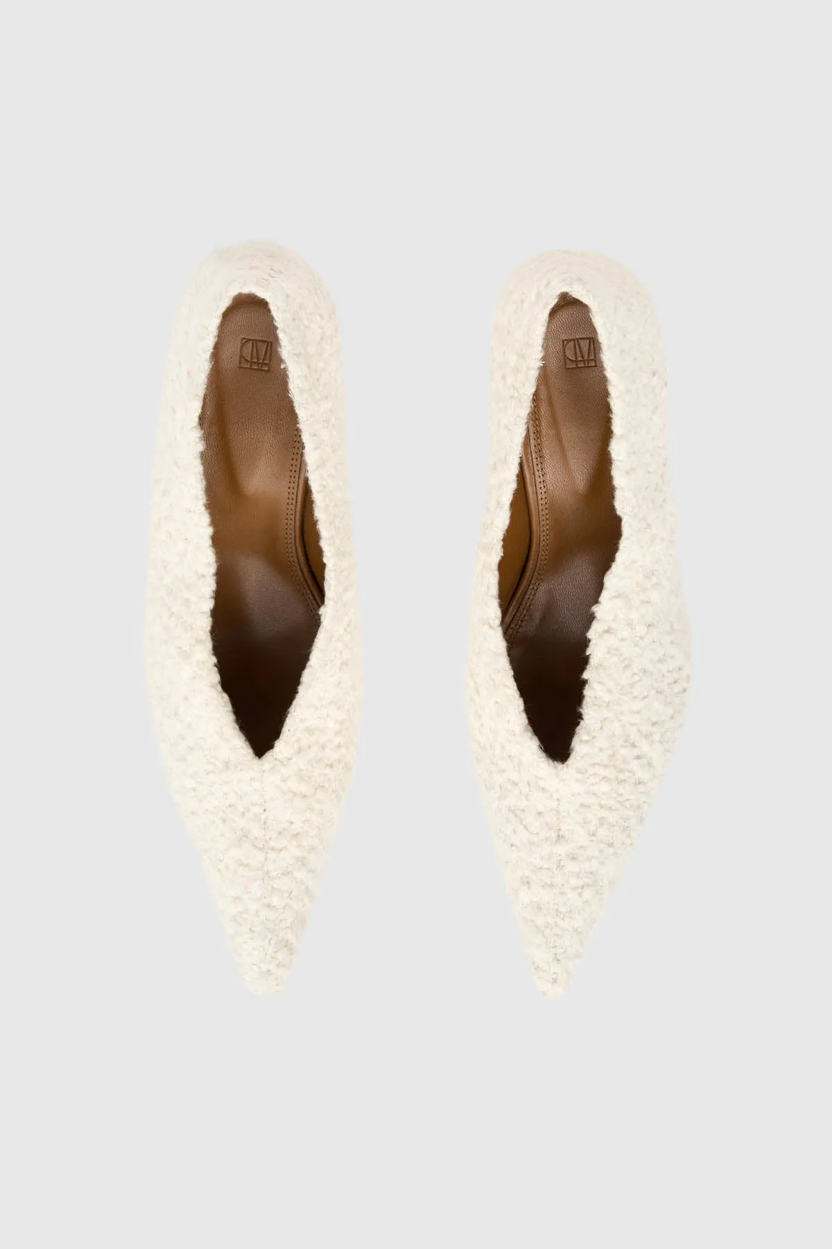 Rhys Boucle Pump