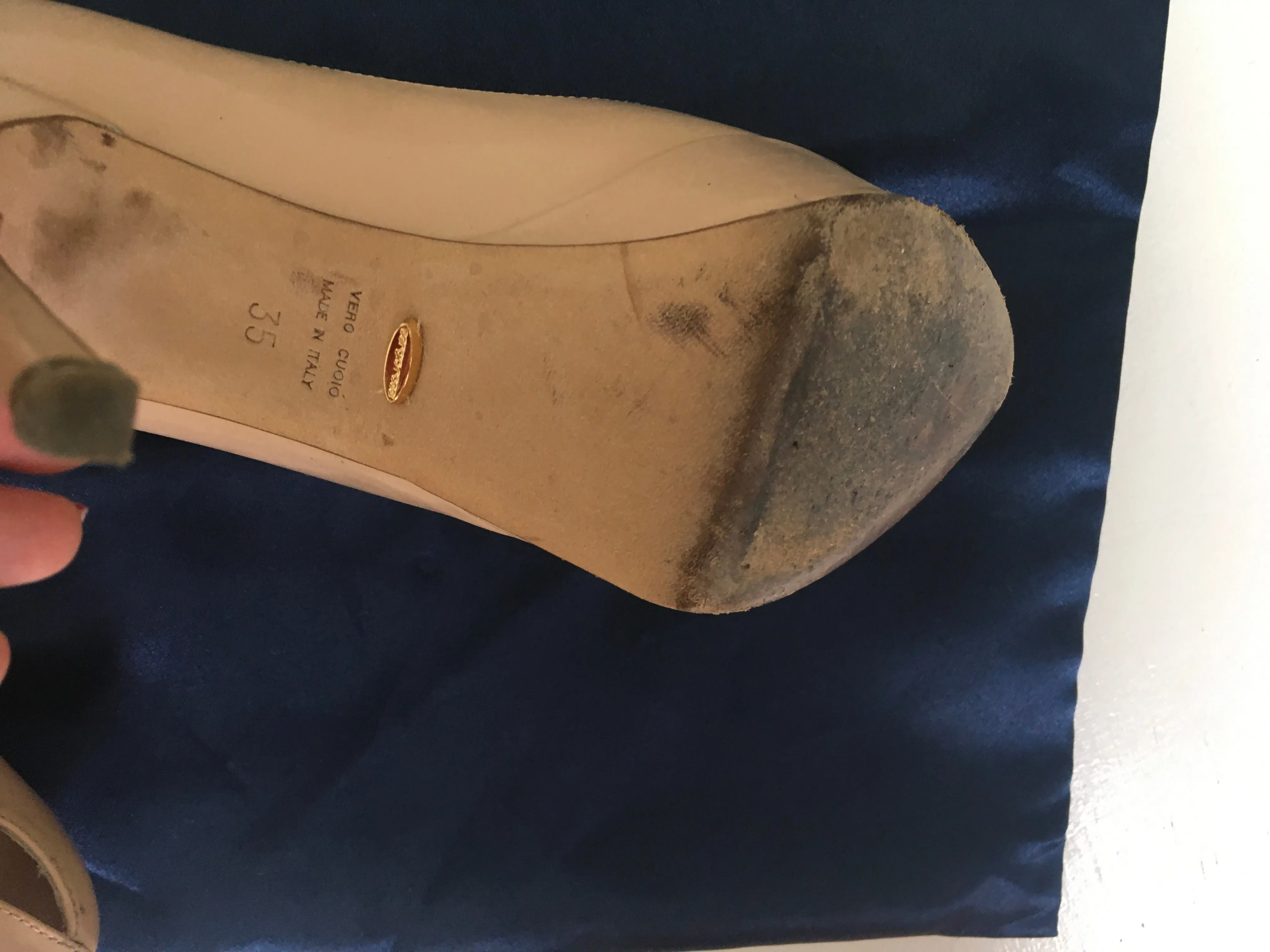 SERGIO ROSSI PATENT PLATFORM BEIGE NUDE LEATHER PUMPS SHOES Ladies