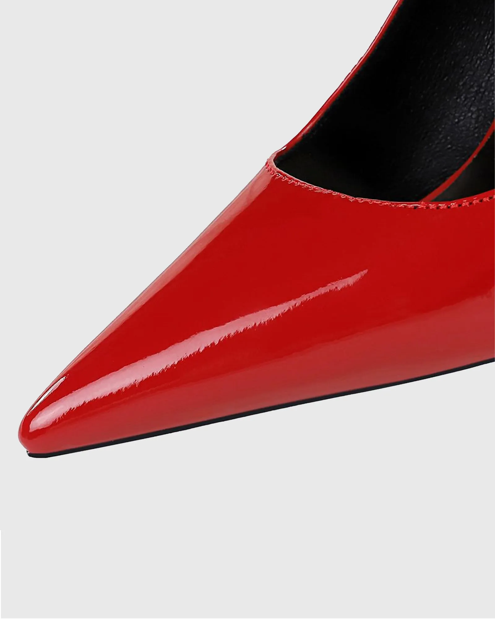 Xylona Metal Chain Slingback Pumps In Red